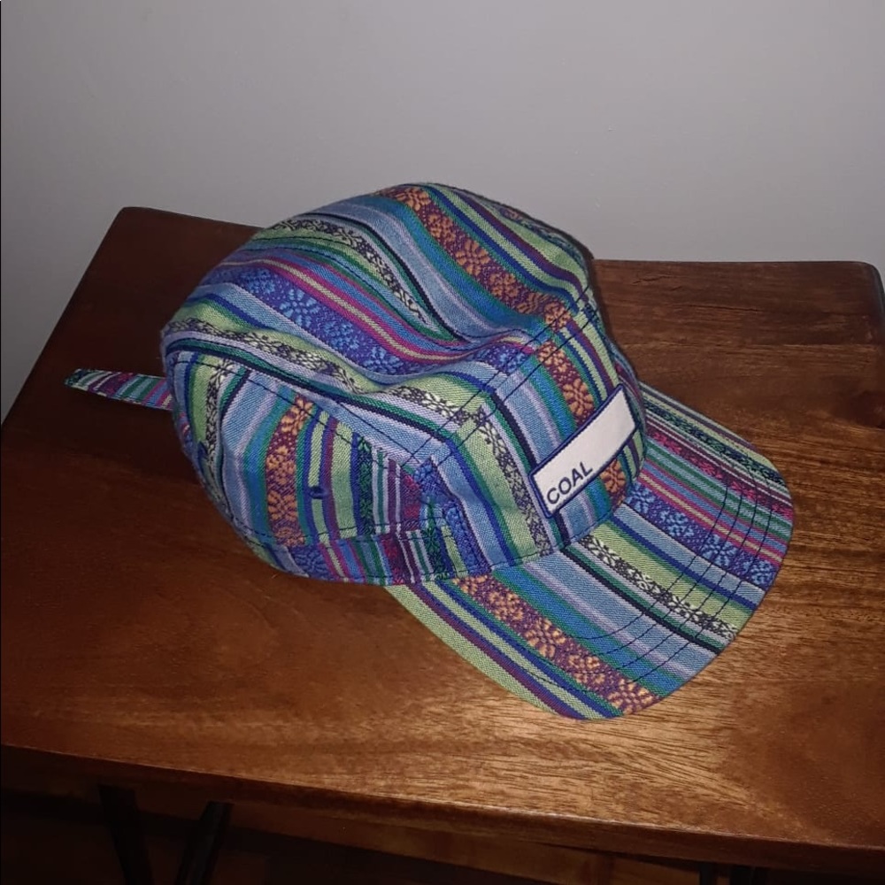 Muilt color hat